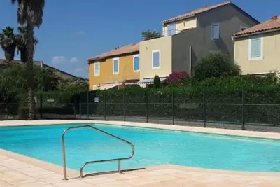 Image de T2 Piscine Wi-Fi Loggia Parking 250m plage Miramar