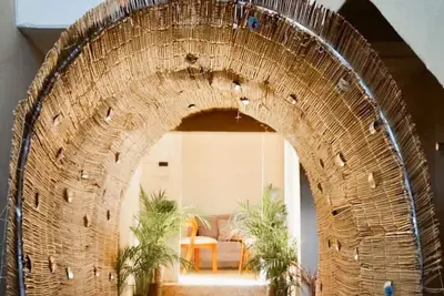 Image de Beautiful house in front of the Sanctuary #5-E