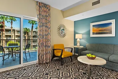 Image de Indio, Ca - Spacious 4-bedroom Presidential Suite
