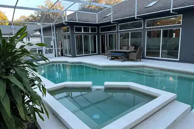 Image de Gorgeous 4/3 pool home in Lake Mary Fl a bedroom community of Orlando