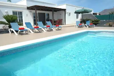 Image de Villa Aurora Blanca | 5 Bedrooms | Luxury & Privacy | Modern Furnishing | Private Pool | Your Perfect Lanzarote Retreat
