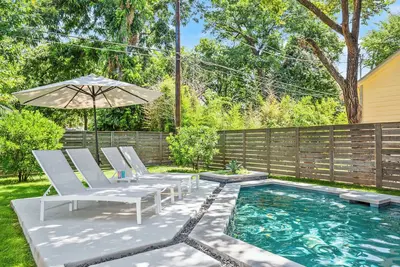 Image de Luxury East Austin near Downtown w/ Heated Pool