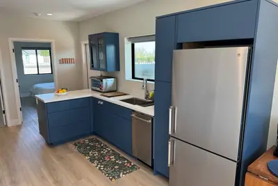 Image de Gorgeous Casita on Golf Course ~ Nascar & Cardinal Stadium just 5 miles away!