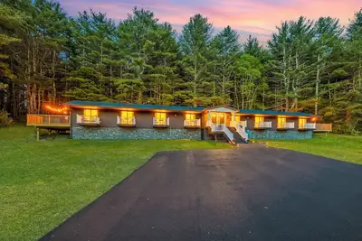 Image de Spacious 6br - Hot Tubs - Pond - Playground