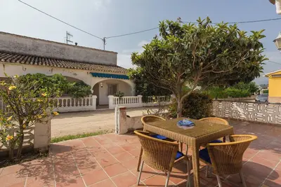 Image de Maison de vacances 'Primo Ximo' avec terrasse privée et climatisation