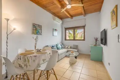 Image de Appartement 'Con Vistas A La Piscina' avec vue sur la montagne, Wi-Fi et climatisation