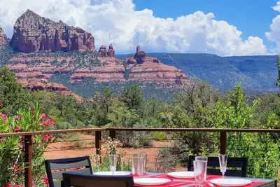 Image de Discover luxury at Sedona Red Rock View, a stunning 2-bedroom home in West Sedona.