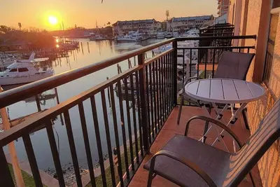 Image de Newly listed Condo. Madeira Bay Resort 310