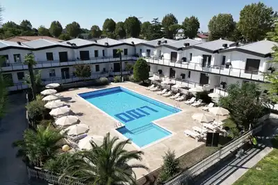 Image de Family Apartments Villaggio Lido B1 - Carraro Real Estate Jesolo