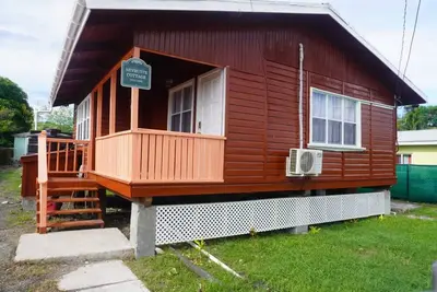 Image de Charming 2-bedroom cottage with WiFi, Ac near to St John's and airport