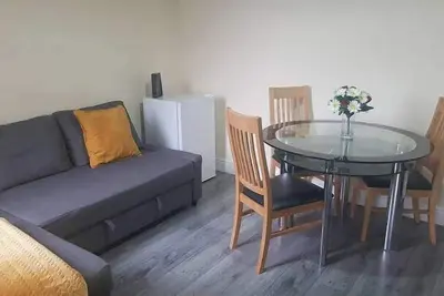 Image de 4 Bedroom House in Grays - Sleeps 6 & Parking