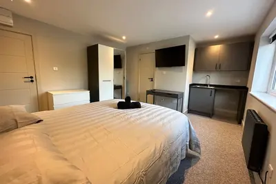 Image de Captivating 6 -Bed House in Waltham Abbey