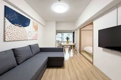 Image de Relaxing 2br Near City Center Dining & Kitchen