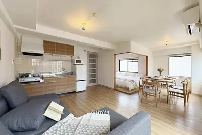 Image de Stylish 2-Story Apartment Near Atomic Bomb Dome