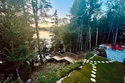 Image de Villa 4 Chambres sur le Lac Lauzon ( quai privé + spa)
