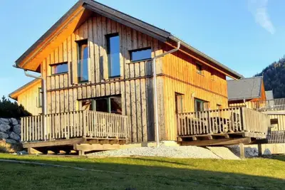 Image de Beau chalet spacieux sur les pistes avec sauna
