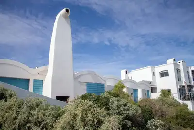 Image de Maison de vacances de style sous-marin en bord de mer Paradys Ă Langebaan