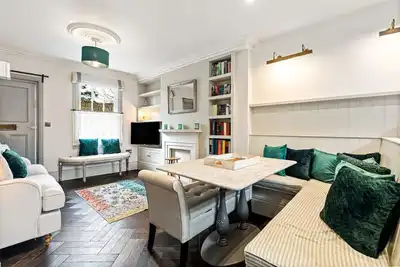 Image de The Emerald - Central Henley, 2 Bedroom House