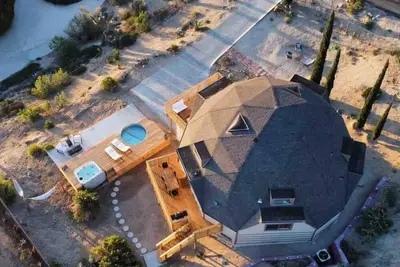 Image de The Jungle Dome: Hilltop Hot Tub, 360 Views