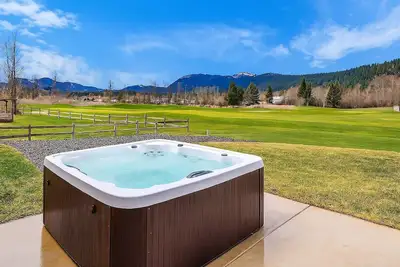 Image de Luxury Ski & Golf 4br Retreat w/ Ev outlet, Hot Tub