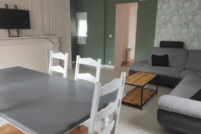 Image de Bienvenue Ă la casa T4 Rdc ***