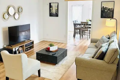 Image de Southern Charm! A cozy 4-bedroom house with laundry and WiFi in Spartanburg.