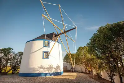 Image de The Indigo Windmill, Peniche