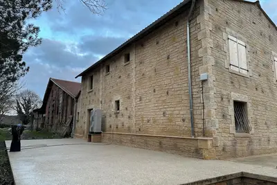 Image de Maison au bord de la rivière. Proche de Sarlat, Beynac, La Roque Gageac
