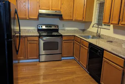Image de Spacious 3-bedroom apartment in Oakland