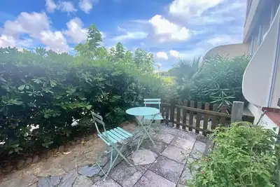 Image de Superb T2 im Erdgeschoss in Residenz mit Pool