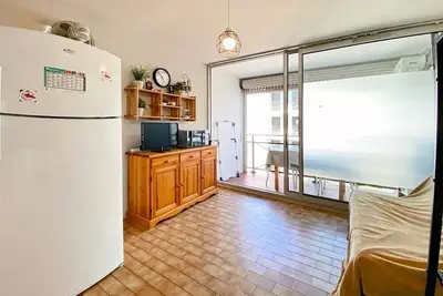 Studio cabine dans résidence avec piscine