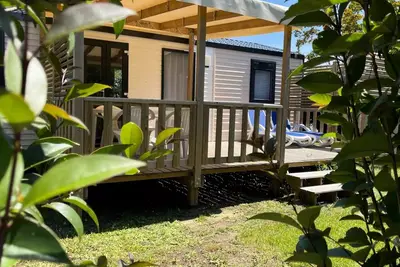Image de Mobilheim Premium Garten klimatisiert - 3 Schlafzimmer (Jahr 2023) 6 Personen
