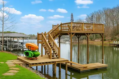 Image de Family Oasis w/Game Barn, Hot Tub, Kayaks, Pets Ok
