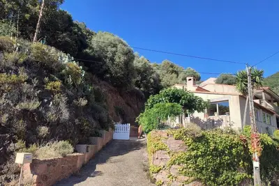 Image de Studio indépendant avec vue panoramique sur le golfe du Valinco