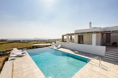 Image de Belle maison pour 8 personnes proche de la plage de Golden Beach avec belle vue mer
