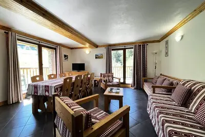 Image de 4 Pièces pour 8 Personnes
