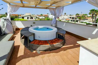 Image de Belle maison à Marzamemi avec jacuzzi