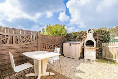 Image de Maison de vacances  - Domaine' avec piscine partagée et jardin privé
