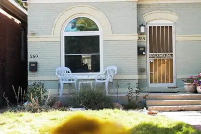 Image de Central Denver 2bd/2ba, 30+ days, pet friendly, walkable neighborhood