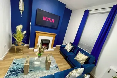 Image de The Blue Retreat 3 Bed House Minutes away from town with Free Parking