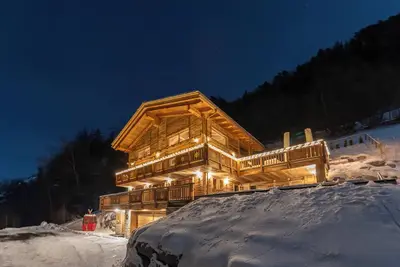 Image de Luxury Chalet V with heated pool and breath taking view