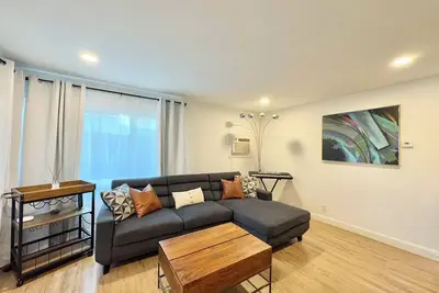 Image de Azure Abode with Wifi / Ac Near Napa, Sf, Hospitals & Bay Area!