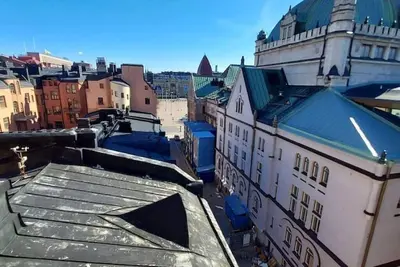 Image de Apartment with a beautiful rooftop view of Rautatientori
