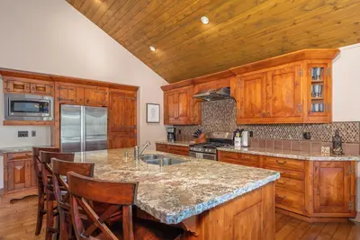 Image de Wilson's Roost- Snowshoe Springs Lake