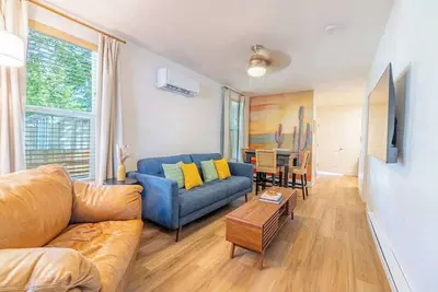 Image de Charming Family 2br Midtown Reno - Pets Welcome