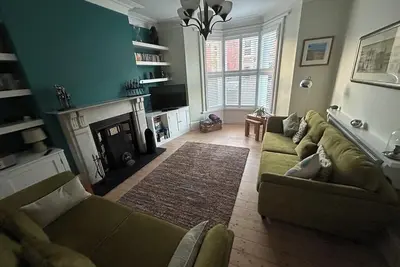 Image de Coastal Charm - Whitley Bay: Beach - Coast - Country -Parking - Pet Friendly