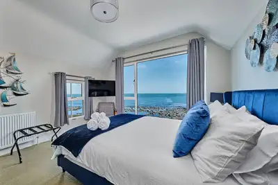 Image de Tradition meets luxury with magnificent sea views