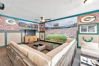 Image de Lambeau Lodge near the heart of Titletown District, Green Bay