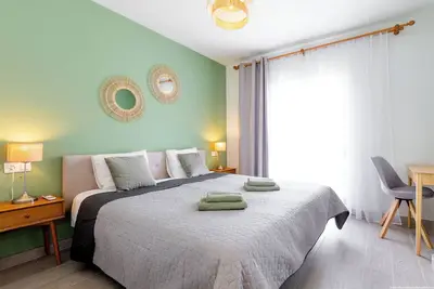 Image de Spacious apartment with ocean view