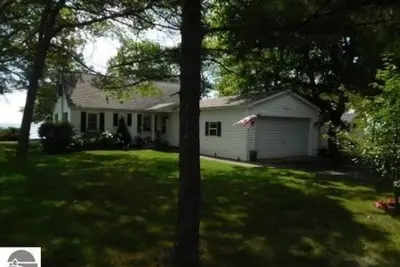 Image de Cozy cottage with WiFi in East Tawas - 3 bedrooms